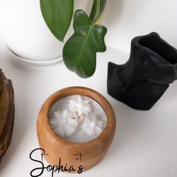 Gardenia scented candle